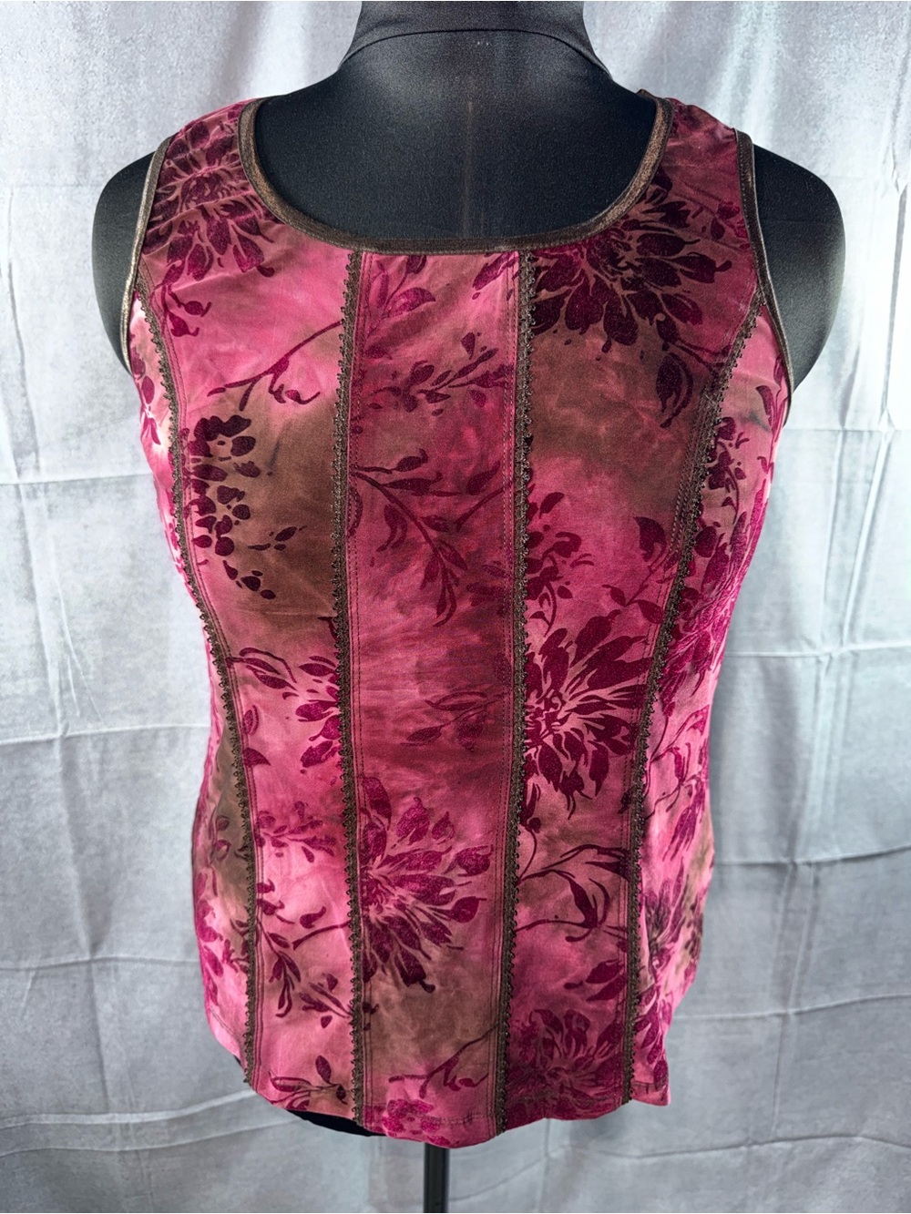 3046-dressbarn Pink and Brown Floral Velvet-Panel Tank Top